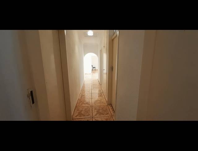 4 BEDROOM FREESTANDING FOR SALE IN ESTHER PARK